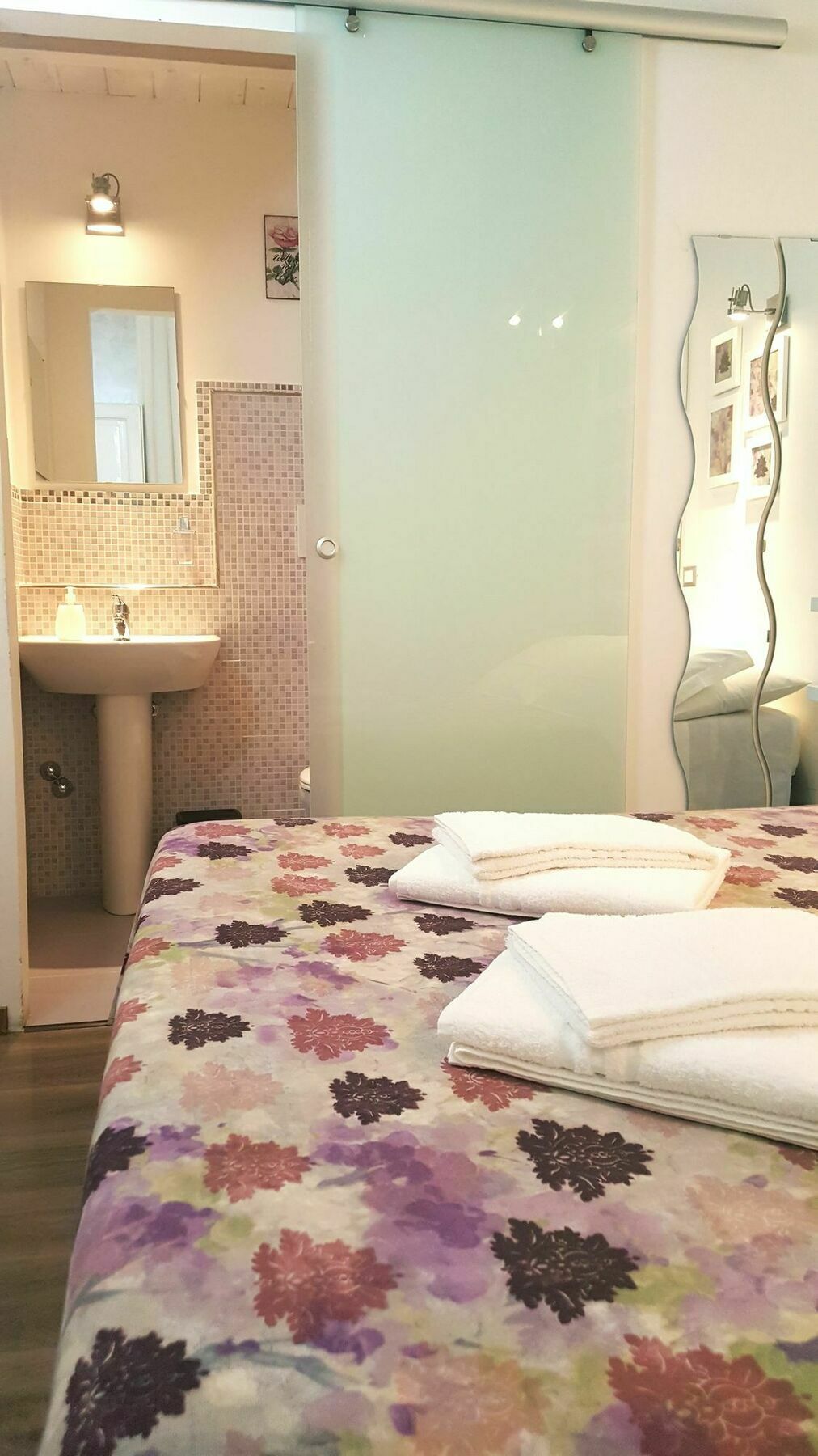 Marcelina Vaticans Rooms Rome Exterior photo